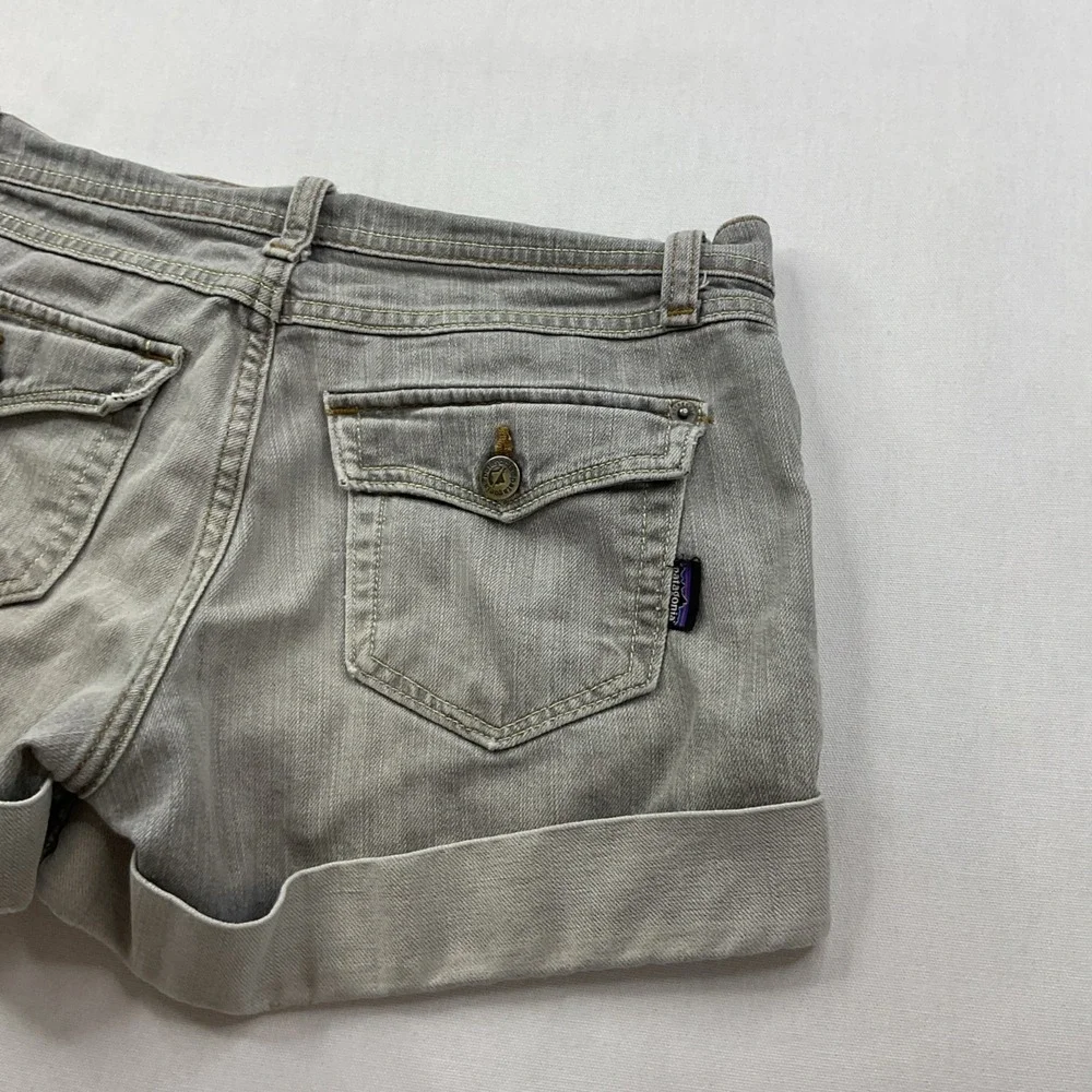 Patagonia Shorts Women Sz 27 Gray Denim Shortie Y2K Low Rise Stretch Cuffed